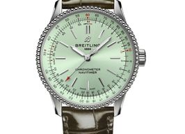 Breitling Navitimer A17395361L1P1 (2023) - Groen wijzerplaat 35mm Staal