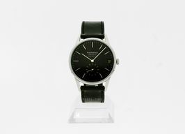 NOMOS Orion Neomatik 366 -