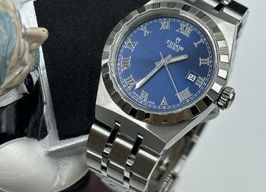 Tudor Royal 28300 (2024) - Blauw wijzerplaat 28mm Staal