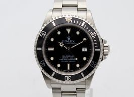 Rolex Sea-Dweller 4000 16600 (2002) - Black dial 40 mm Steel case