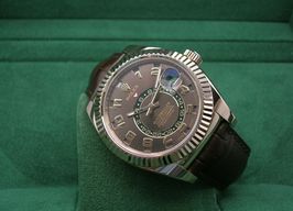 Rolex Sky-Dweller 326135 (2014) - Brown dial 42 mm Rose Gold case